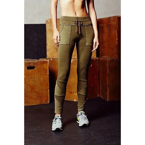 Free People Green Drawstring Waist & Patch Pockets Kyoto Leggings - Picture 1 of 16